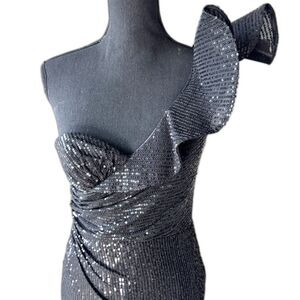 1005 JVN Jovani size 6 ruffle one shoulder sequin dress with slit black